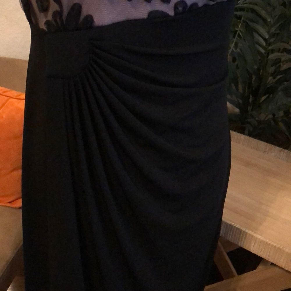 Connected Apparel - Picture 5 of 6